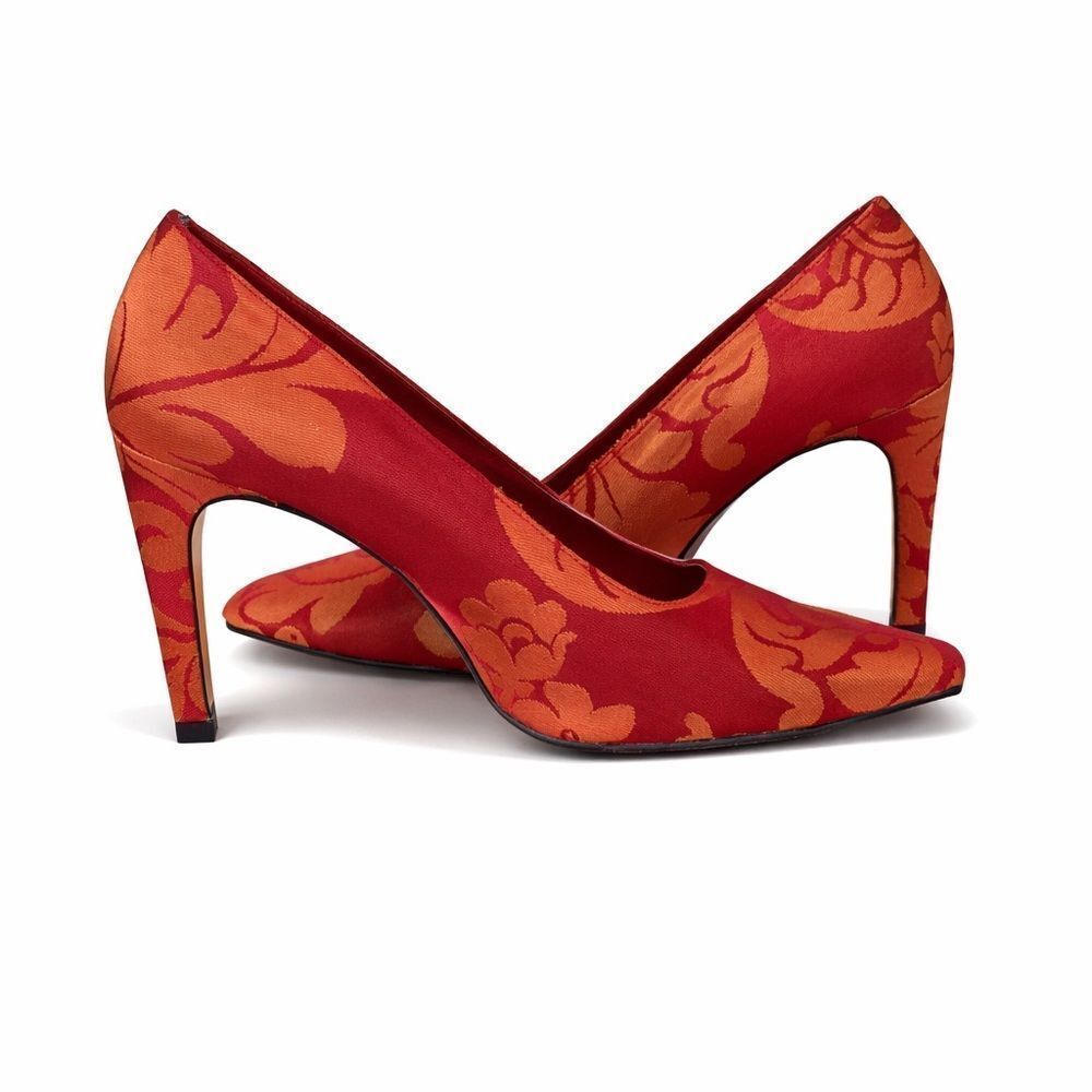 Vintage SARA NAVARRO INTERNATIONAL COLLECTION Satin Brocade Party Heels